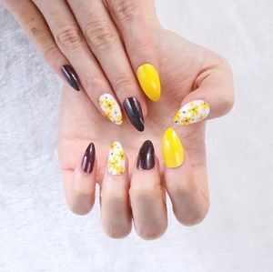 2/$30 SUNFLOWER Med PRESS ON or GLUE ON nails 💅 W/GLUE, TABS & FILE.